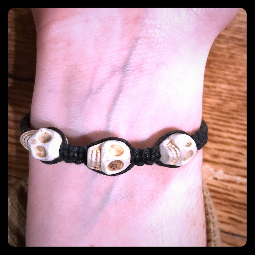 Skull bracelet